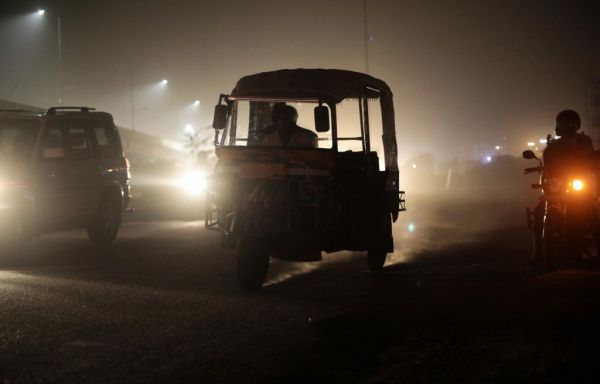 एयर क्वालिटी ट्रैकर: सिंगरौली में गंभीर स्तर पर पहुंचा वायु गुणवत्ता का स्तर, पुदुचेरी से 13 गुना ज्यादा था प्रदूषण