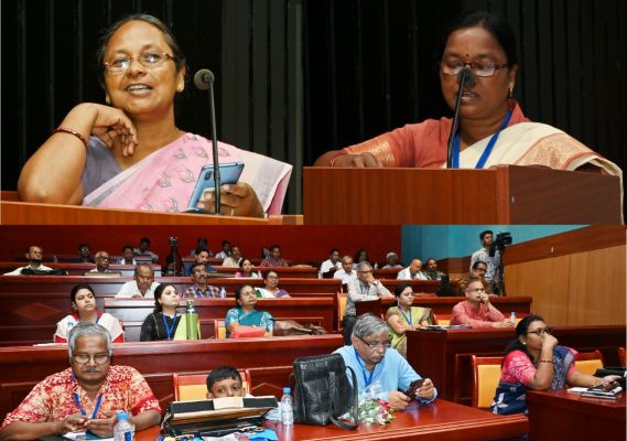 वाचिक परम्परा ही आदिवासी का जिन्दा साहित्य हैं-पदमश्री डॉ. दमयंती