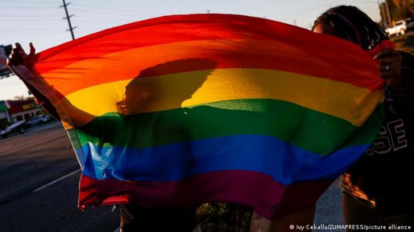 दक्षिण कोरिया: सेना के समलैंगिक विरोधी कानून पर सुप्रीम कोर्ट का ऐतिहासिक फैसला