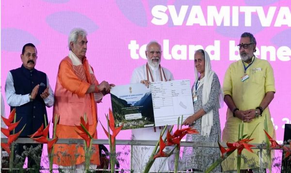 कश्मीर में लोकतंत्र की वापसी?