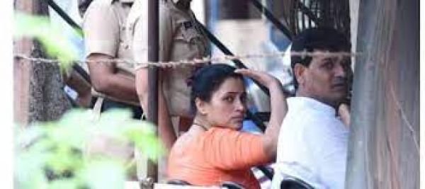 नवनीत राणा के आरोपों पर मुंबई पुलिस आयुक्त ने जारी किया वीडियो फुटेज