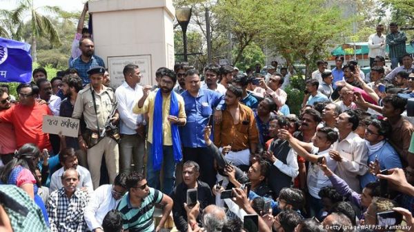 जमानत के बाद दोबारा गिरफ्तार हुए जिग्नेश मेवाणी