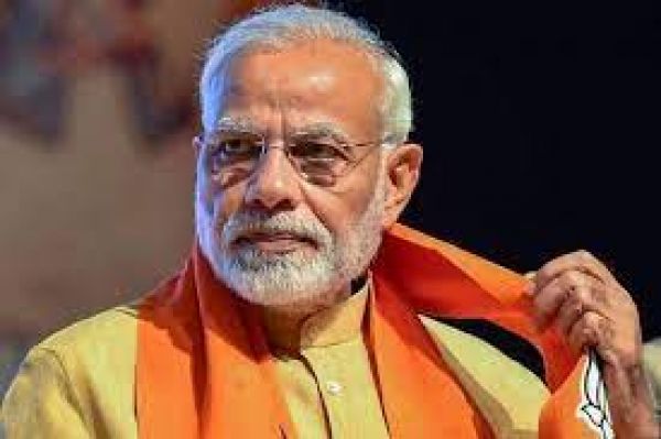 पीएम नरेंद्र मोदी को 100 से अधिक पूर्व नौकरशाहों की चिट्ठी, नफ़रत की राजनीति रोकने की अपील