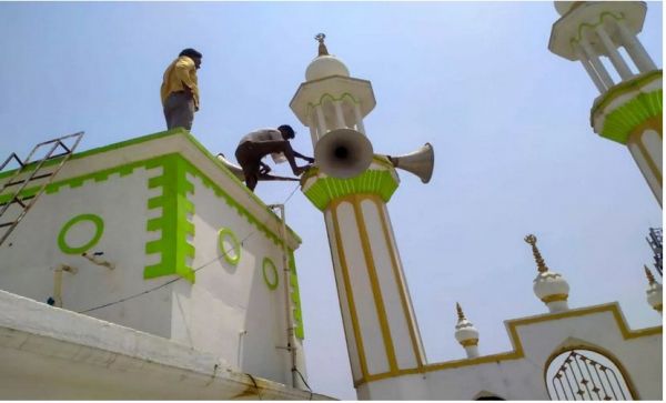 मजहबी पाखंड पर अंकुश