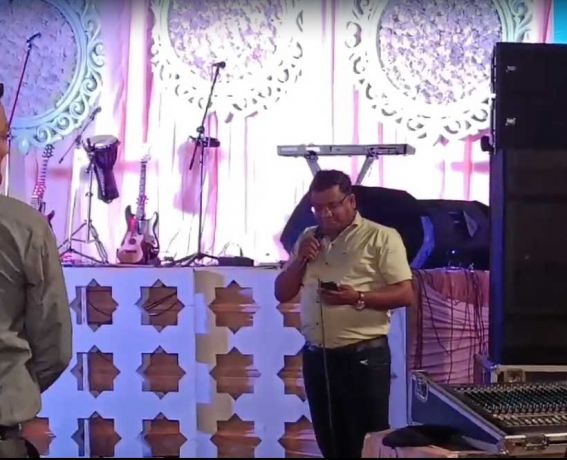 आईपीएस रत्ना सिंह की शादी में एसपी ने जमाया सुर