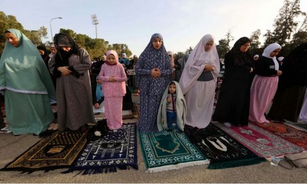 इस्लाम में एक ही बीवी आदर्श है