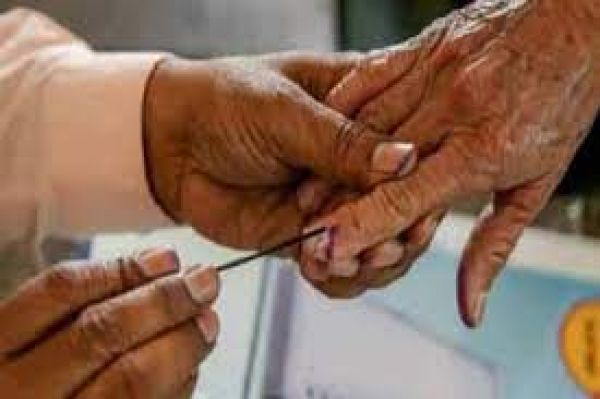 जम्मू-कश्मीर में सीटों के परिसीमन का काम पूरा, 5 मई को अधिसूचना जारी होने के आसार