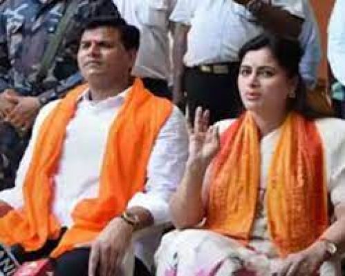 राणा दंपत्ति के खिलाफ राजद्रोह का आरोप लगाने के लिए पर्याप्त आधार नहीं: अदालत