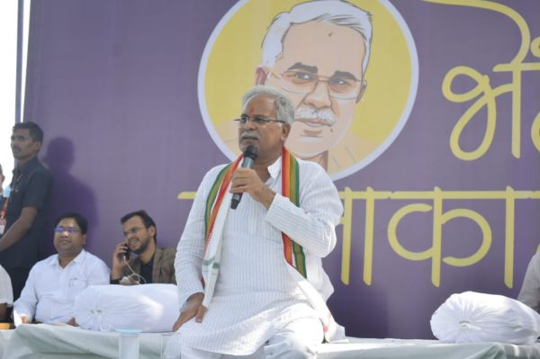  जिला पंचायत में 10 फीसदी चढ़ावे के बिना काम नहीं होता, सीएम बोले-एसीबी में शिकायत करें, हम रंगे हाथों पकड़वाएंगे