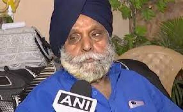 बग्गा के पिता का दावा: मेरे बेटे से डरते हैं केजरीवाल, डराने के लिए किया पंजाब पुलिस का इस्तेमाल