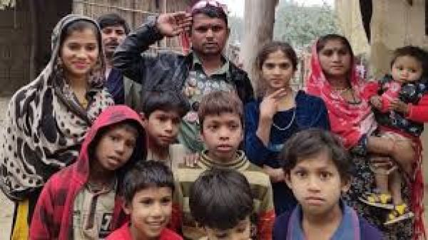 भारत की नागरिकता न मिलने पर सैकड़ों पाकिस्तानी हिंदू वापस लौटे