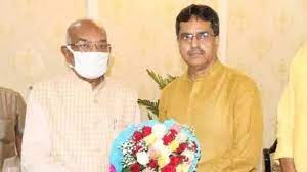 माणिक साहा: पूर्व कांग्रेसी जो अब त्रिपुरा में बीजेपी सरकार का चेहरा बने