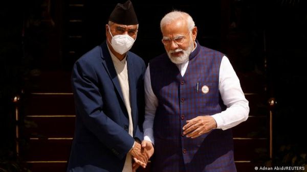 पांचवी बार नेपाल जा रहे प्रधानमंत्री मोदी क्या रिश्तों में गर्माहट वापस ला सकेंगे