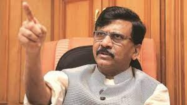 संजय राउत ने फडणवीस को एक ‘नाकाम’ नेता बताया