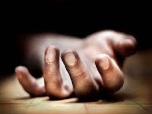 फोन चोर का पीछा करते शिक्षक की ट्रेन की चपेट में आने से हुई मौत