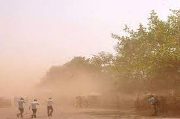 बिहार-झारखंड व मध्य प्रदेश में चलेगी लू, इन हिस्सों में धूल भरी आंधी, पूर्वोत्तर में भारी वर्षा जारी