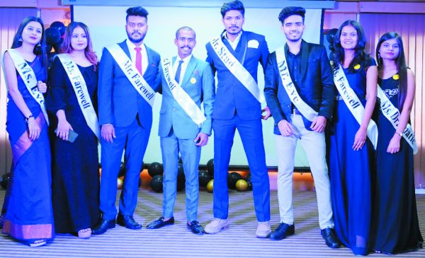 मैक कम्प्यूटर विभाग में विदाई समारोह