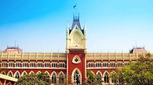 कलकत्ता उच्च न्यायालय ने बंगाल के शिक्षा राज्यमंत्री को सीबीआई के सामने पेश होने का आदेश दिया