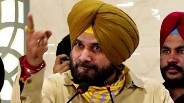 नवजोत सिंह सिद्धू ने सरेंडर करने के लिए सुप्रीम कोर्ट से मांगा अतिरिक्त समय
