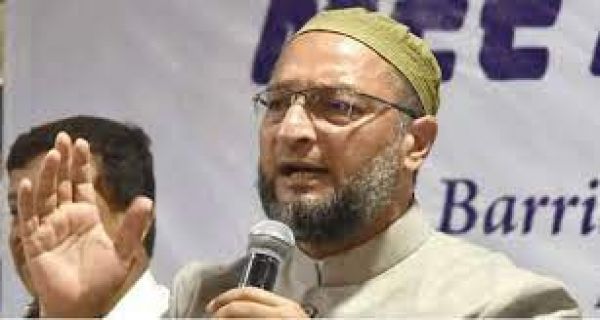 पीएम मोदी उर्दू का ‘शेर’ तो पढ़ते हैं लेकिन उर्दू को पसंद नहीं करते हैं- ओवैसी