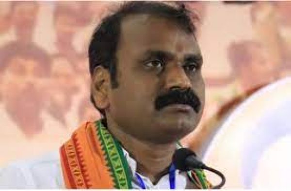 मुरुगन ने वैश्विक फिल्म निर्माताओं को भारत की तकनीकी ताकत से अवगत कराया