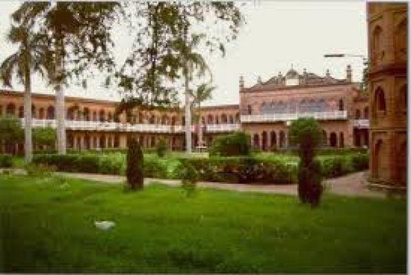 मोहम्डन एंगलो ओरियंटल स्कूल