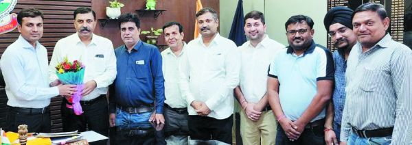 लूटपाट अपराधियों की गिरफ्तारी पर रायपुर एसपी को चेम्बर का धन्यवाद