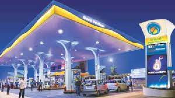 हिंडाल्को इंडस्ट्रीज का चौथी तिमाही का शुद्ध लाभ दोगुना होकर 3,851 करोड़ रुपये पर