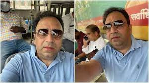 दिल्ली के परिवहन आयुक्त ने सरकारी बस में यात्रा की, मुख्यमंत्री ने इसे ‘दुर्लभ दृश्य’ बताया