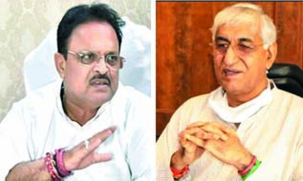 गुजरात कांग्रेस के प्रभारी की सिंहदेव संग बंद कमरे में मंत्रणा