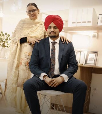 सिद्धू मूसेवाला की हत्या, पंजाब पुलिस ने कहा- गाड़ी पर हुई थी तीस राउंड फायरिंग