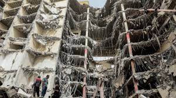 ईरान में इमारत ढहने की घटना में मरने वालों की संख्या बढ़कर 33 हुई