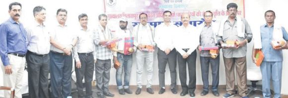 एसईसीएल मुख्यालय के सेवानिवृत्त कर्मियों की विदाई