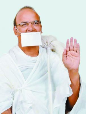 भव्य शोभायात्रा के साथ युवाचार्य महेंद्र ऋषि का लालगंगा पटवा भवन में प्रवेश