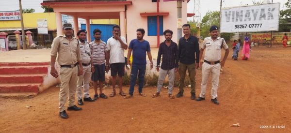 अभनपुर में एक दिन में  हुई दो में से एक हत्या के चार आरोपी गिरफतार, पुरानी रंजिश में ली जान