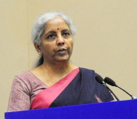 कोविड से अनाथ को ऋण वसूली नोटिस प्राप्त होने पर सीतारमण ने किया हस्तक्षेप