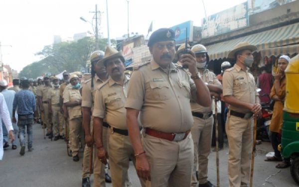 हिजबुल आतंकी की गिरफ्तारी के बाद हाई अलर्ट पर कर्नाटक सरकार