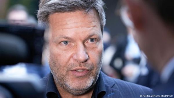 मध्य पूर्व के दौरे पर जर्मन उप चांसलर, नई साझेदारियों की तलाश