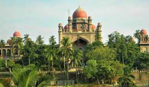 तेलंगाना उच्च न्यायालय ने अवमानना मामले में चार पुलिस अधिकारियों को जेल की सज़ा सुनाई