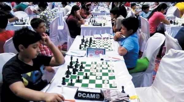 ऑल इंडिया फीडे रेटिंग चेस टूर्नामेंट, दूसरे दिन सुबह से लेकर देर शाम तक खिलाडिय़ों के बीच शह-मात का खेल चलता रहा