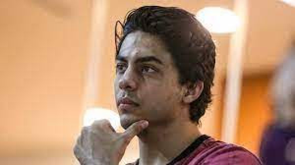 आर्यन खान ने अदालत से अपना पासपोर्ट वापस करने का आग्रह किया