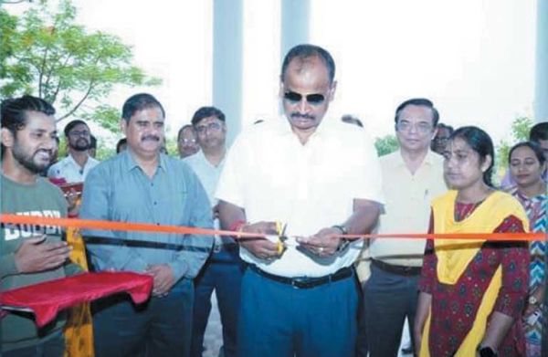 कलिंगा द्वारा इनोवेटिव प्रोजेक्ट की प्रदर्शनी