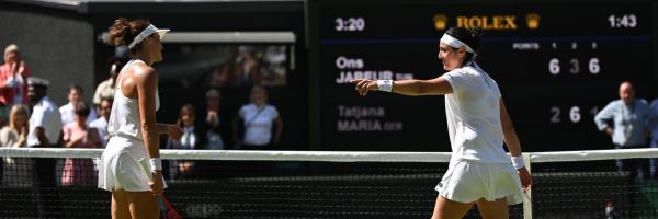 विंबलडन: पीरियड्स, महिला खिलाड़ी और सफ़ेद कपड़े पहनने का तनाव