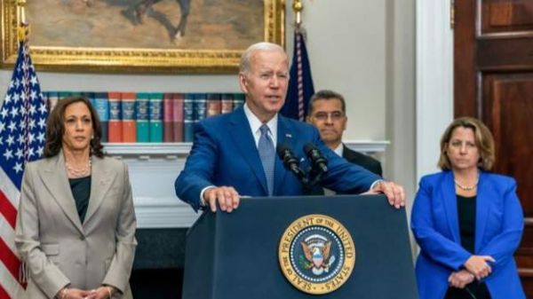 अमेरिका: बाइडन ने गर्भपात का अधिकार बहाल करने के लिए जारी किया आदेश