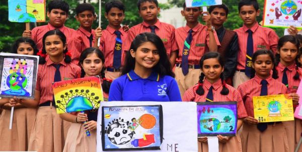 संसार को भीड़ से बचाने का सूत्र