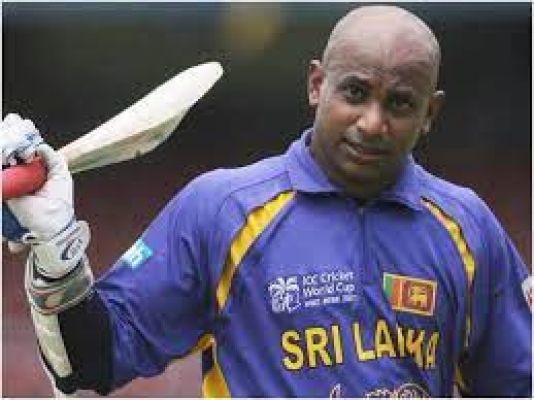 हमारे राजनेताओं ने देश का बेड़ागर्क किया, श्रीलंका में लोकतंत्र की वापसी जरूरी : सनत जयसूर्या