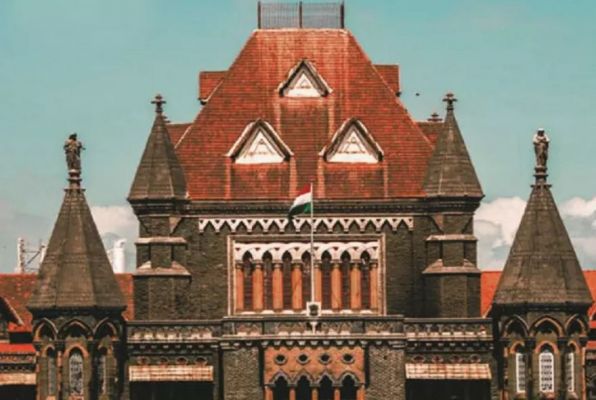 ‘छत्तीसगढ़’ का संपादकीय : सार्वजनिक जगहों पर राजनीतिक गुंडागर्दी के खिलाफ उठने की जरूरत