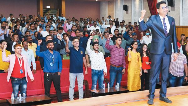 व्यक्तित्व एवं कार्यक्षमता विकास के उद्देश्य से राडा ने आयोजित की डॉ. उज्जवल पाटनी की प्रेरक संगोष्ठी