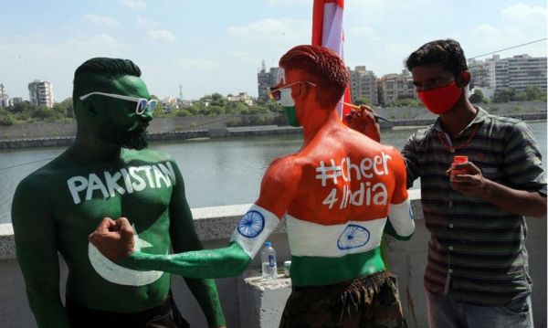 पाकिस्तान का झोली फैलाना