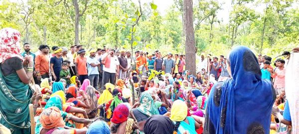 ‘छत्तीसगढ़’ का संपादकीय : आदिवासी दिवस का पाखंड खत्म करने की जरूरत, और एक लंबी लड़ाई लडऩे की भी